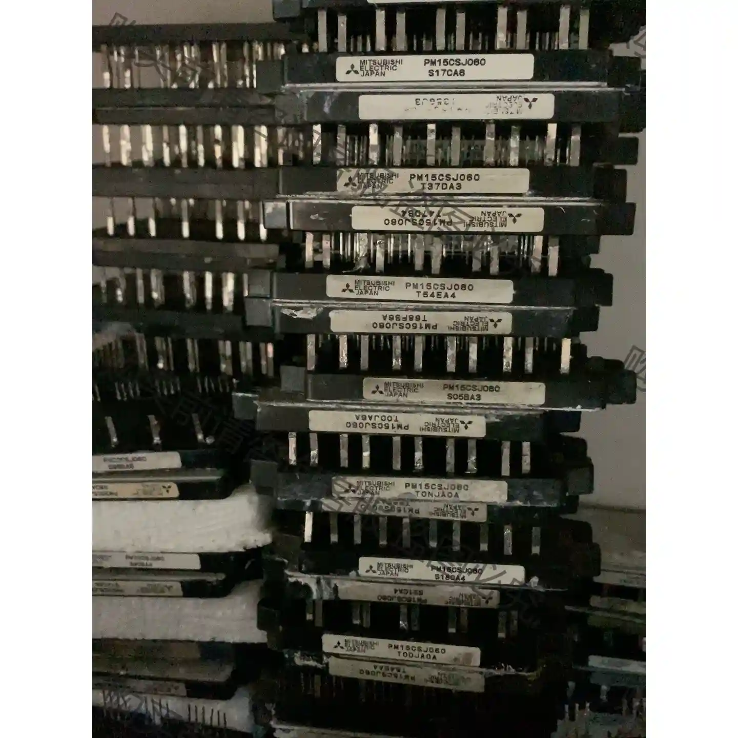 PM15CSJ060。拆机漂亮包好用 议价再拍 拆机件