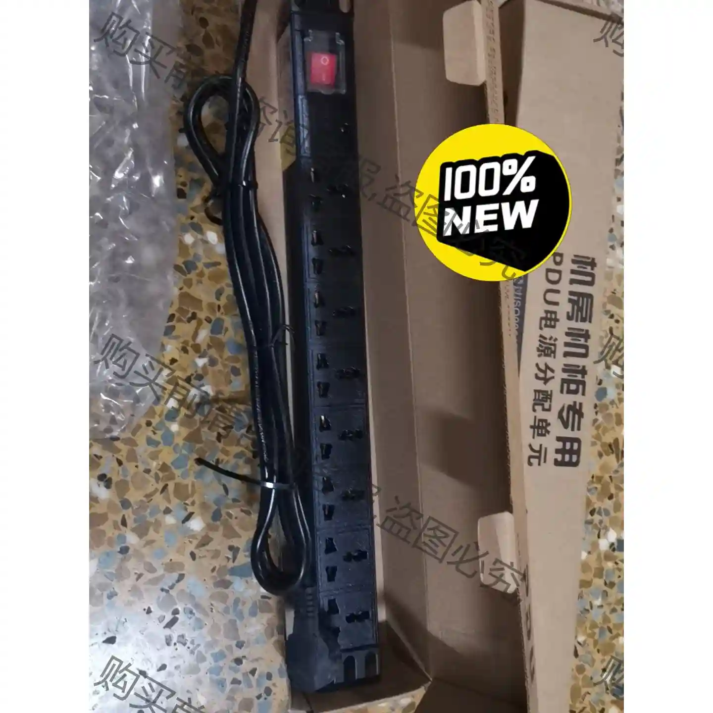 PDU，机柜专用插排，电压220-250v，50-60Hz， 议价再拍 拆机件