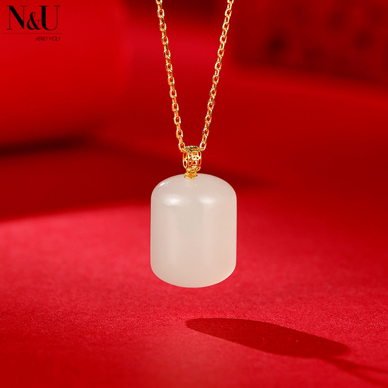 NU和田玉羊脂白玉18K金镶玉吊坠方糖项链女简约百搭款 七夕礼物
