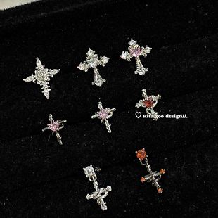 禁忌之心 缠绕十字架钛钢镶钻钛钢小众设计感耳骨钉耳蜗钉耳饰