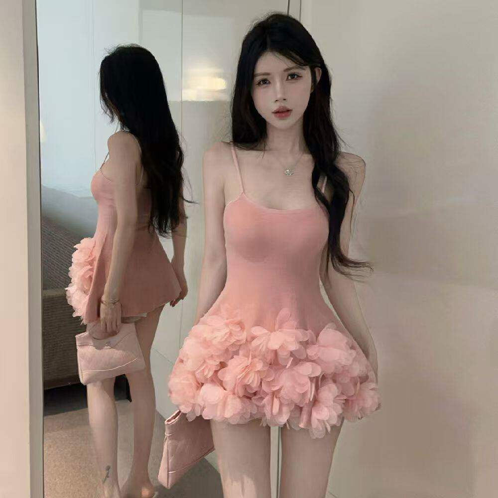 小个子甜美性感露锁骨吊