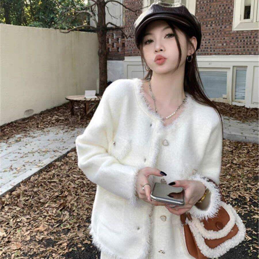 小香风白色毛衣外套女春