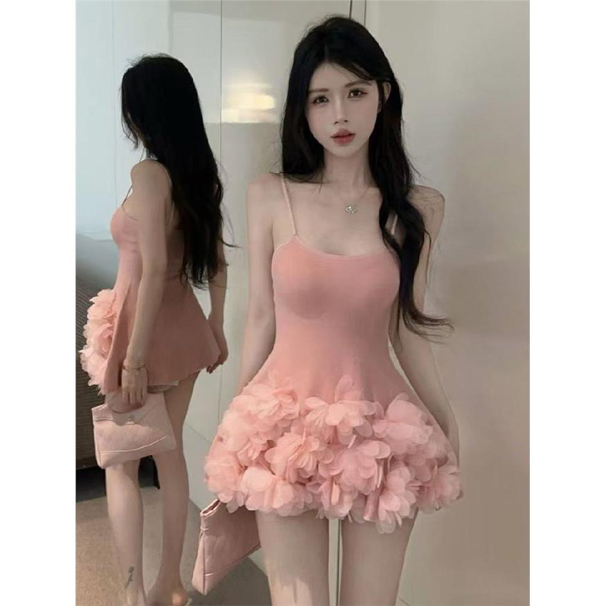 小个子甜美性感露锁骨吊