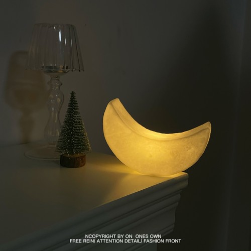 “月牙弯弯”月亮小夜灯