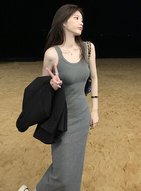 灰色吊带裙女夏季针织吊带裙小个子长裙设计感小众修身包臀裙