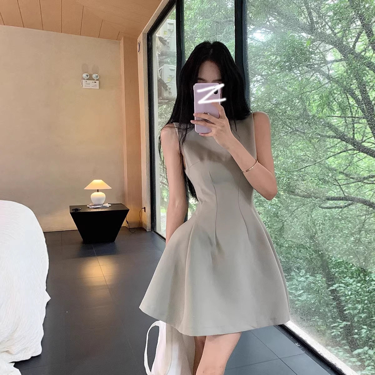 气质收腰纯欲连衣裙女夏