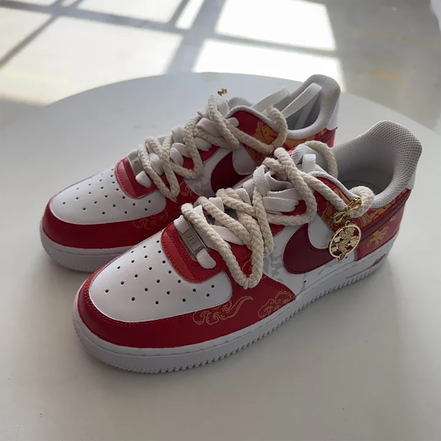 清仓定制Nike Air Force 1手写天空漫画板鞋男女同款CW2288-111