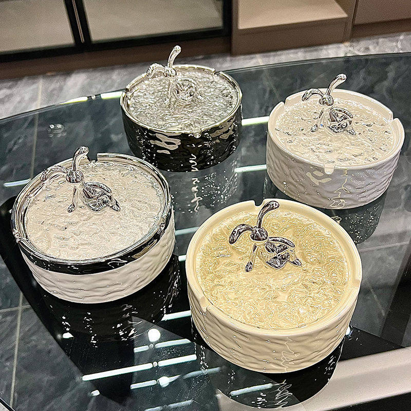 ins陶瓷烟灰缸带盖防飞灰家用客厅轻奢高颜值创意烟缸高级感奶油