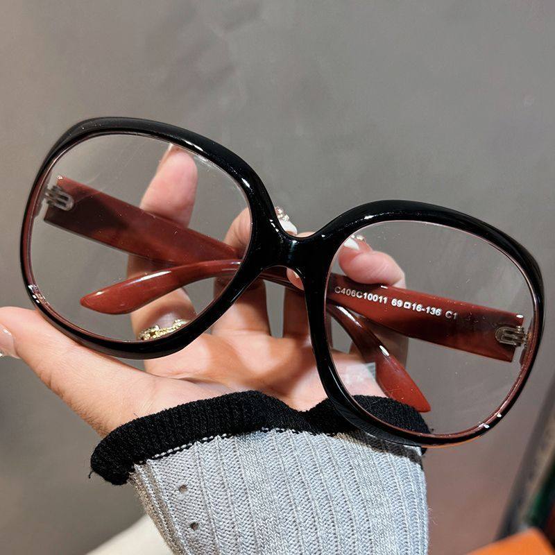 大框时尚女士老花眼镜高清防蓝光抗疲劳老光显年轻潮搭摩登洋气
