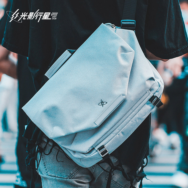 GYXX/光影行星斜挎包男款单肩包机能包外出便携通勤包邮差电脑包,箱包皮具/热销女包/男包,男士包袋,淘宝优惠券,粉丝福利购,淘宝优惠卷