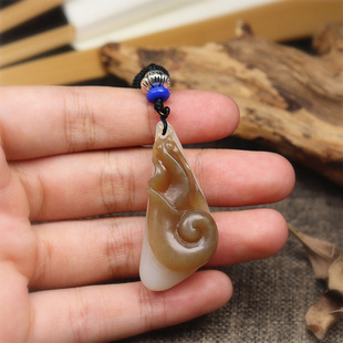 原石和田白玉籽料原石巧色蜗牛吊坠挂件男士 玉石配饰项链收藏 女款