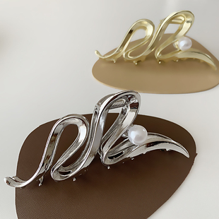 高级感鲨鱼夹设计感小众头发抓夹大号发夹女后脑勺金属夹子头饰品