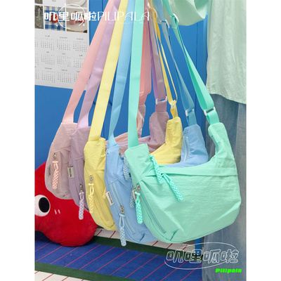 纯色斜挎包大容量休闲单肩包