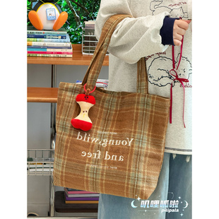 秋冬英伦风格 子毛呢托特包女生大容量通勤逛街单肩包毛绒手提袋女