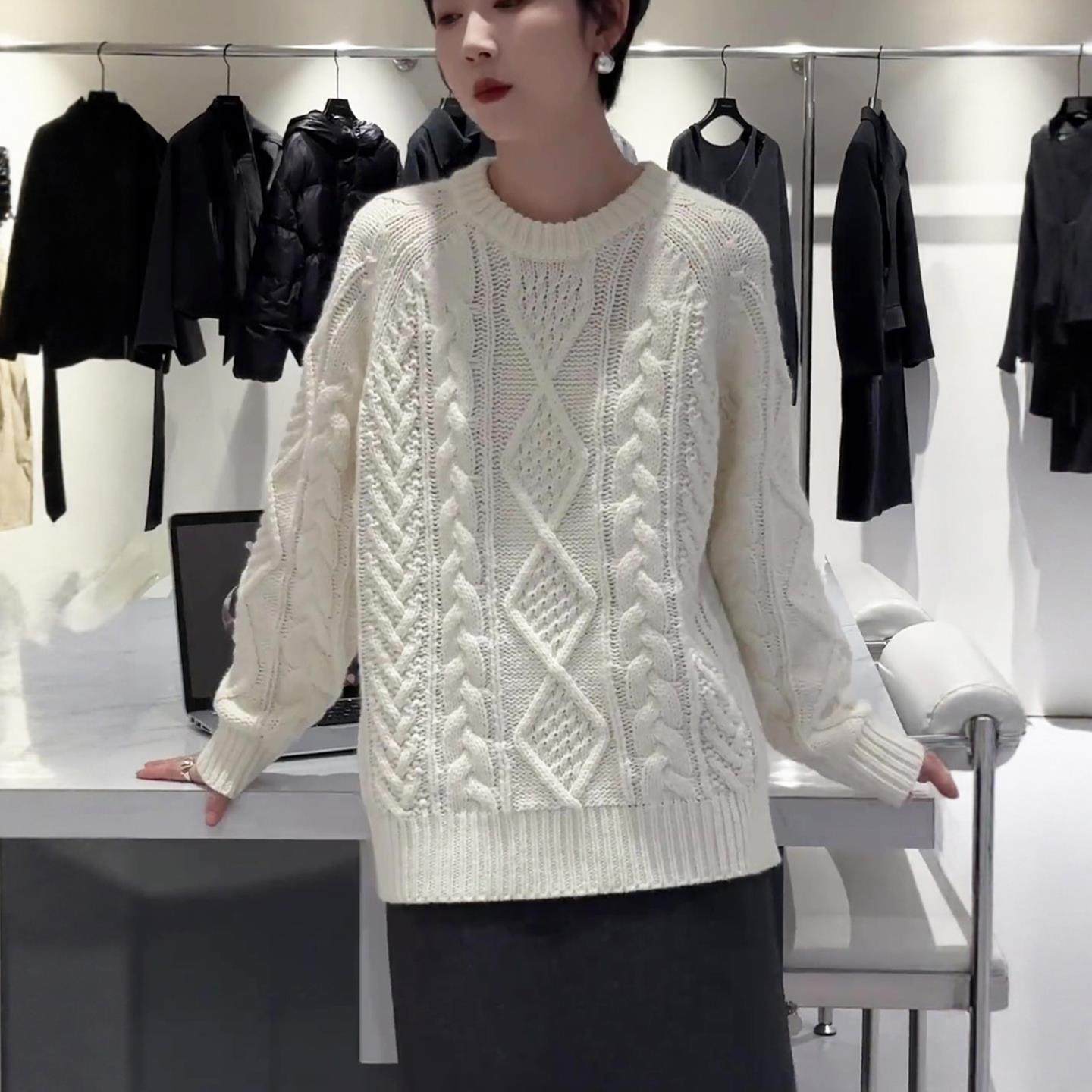 JOYIASS圆领麻花毛衣针织衫女款2025新款秋冬季慵懒高级感可外穿