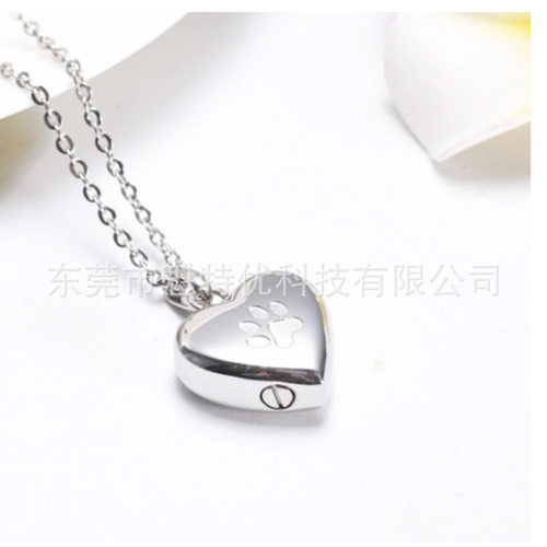 百年家事殡葬厂家日韩新品钛钢项链女不掉色心形爪印纪念猫狗宠物