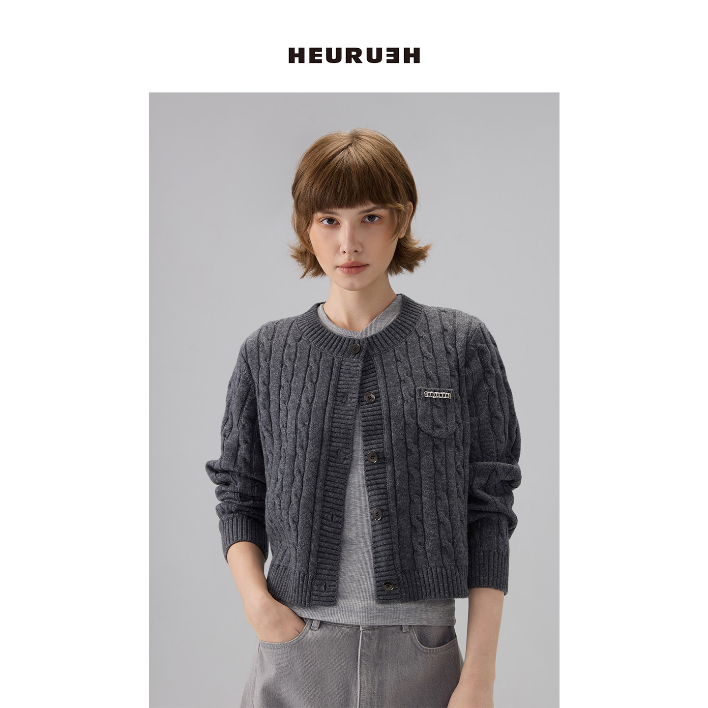 HEURUEH50%羊毛混纺圆领绞花开衫