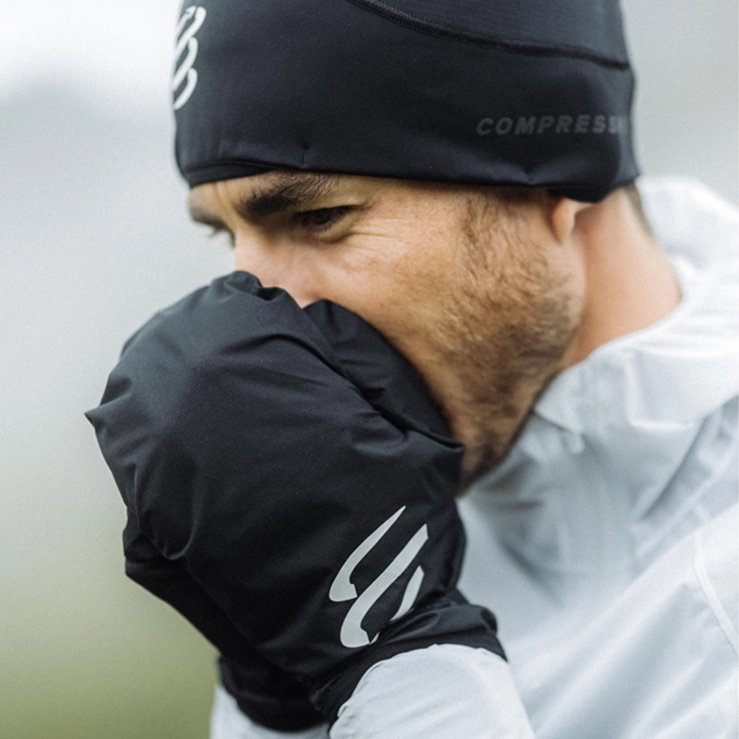 COMPRESSPORT跑步越野飓风防风防水并指手套