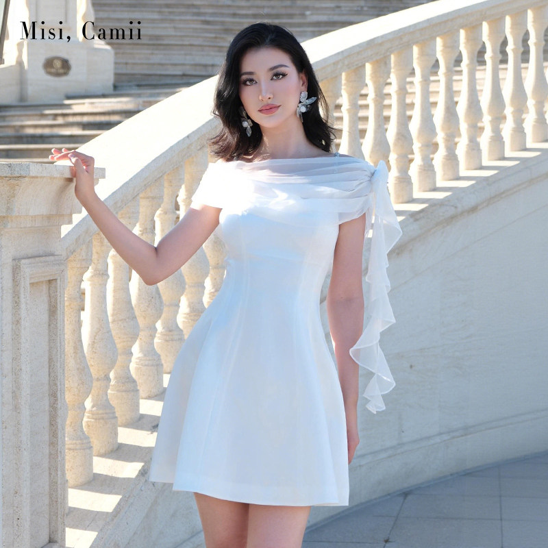 Misi.Camii链饰波浪边披肩连衣裙
