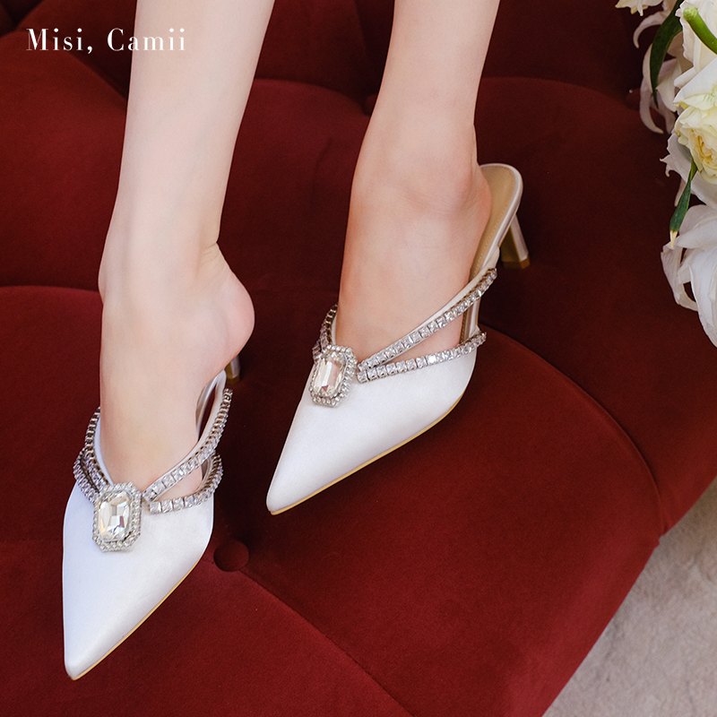 Misi.Camii重工链条缎面中高跟鞋