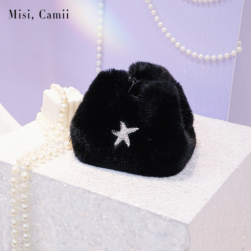 Misi.Camii女士网红轻奢时尚手提海星钻饰毛毛束口包包仙女百搭