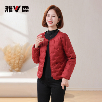 雅鹿妈妈红色内胆轻薄羽绒服