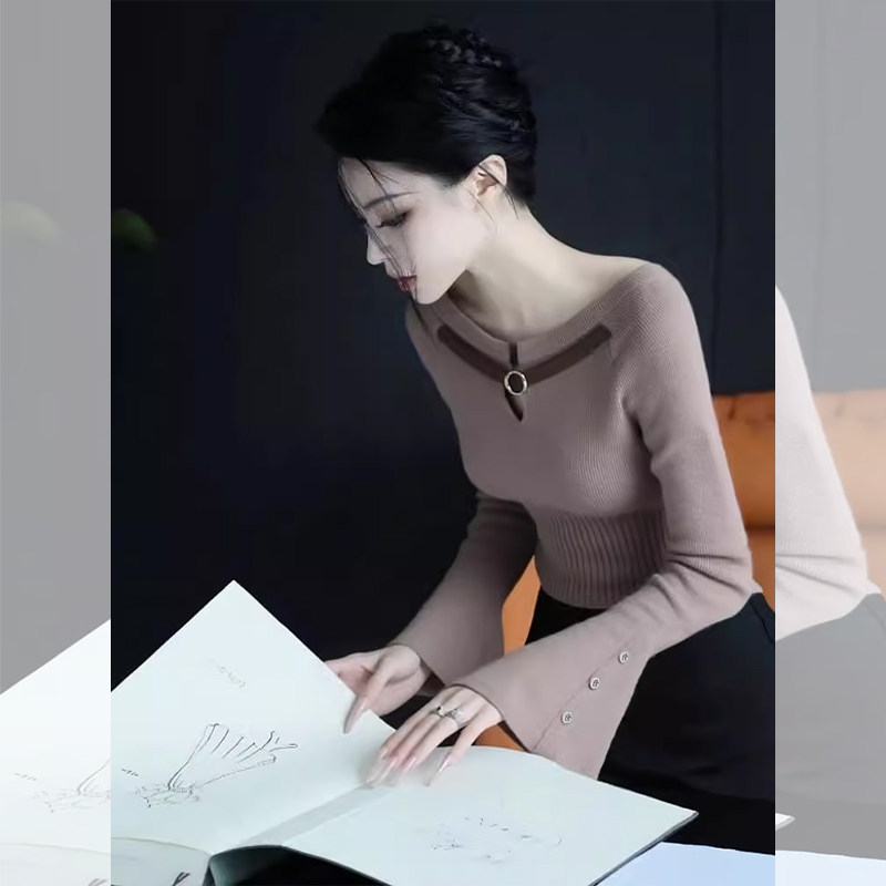 JOYIASS高端别致一字肩针织衫长袖女新款早秋季小个子收腰露锁骨