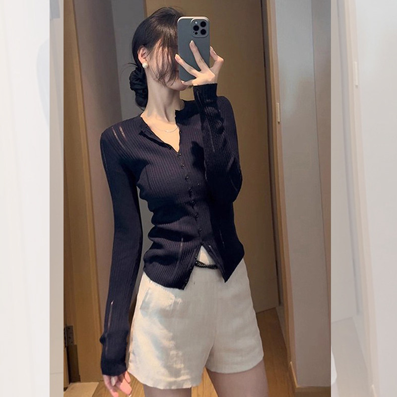 JOYIASS极简风V领纽扣外穿针织开衫女2025秋装新款小众设计破洞镂