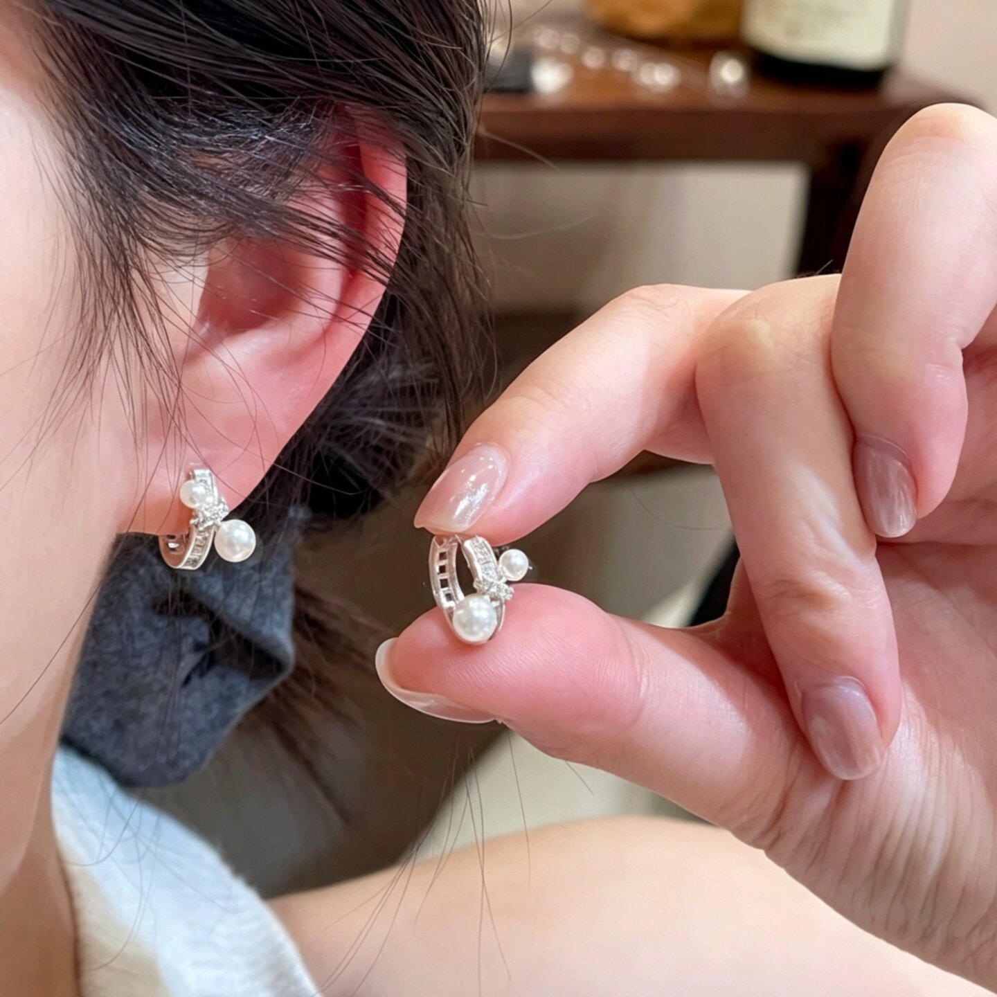 s925银针轻奢风锆石珠珠耳环女
