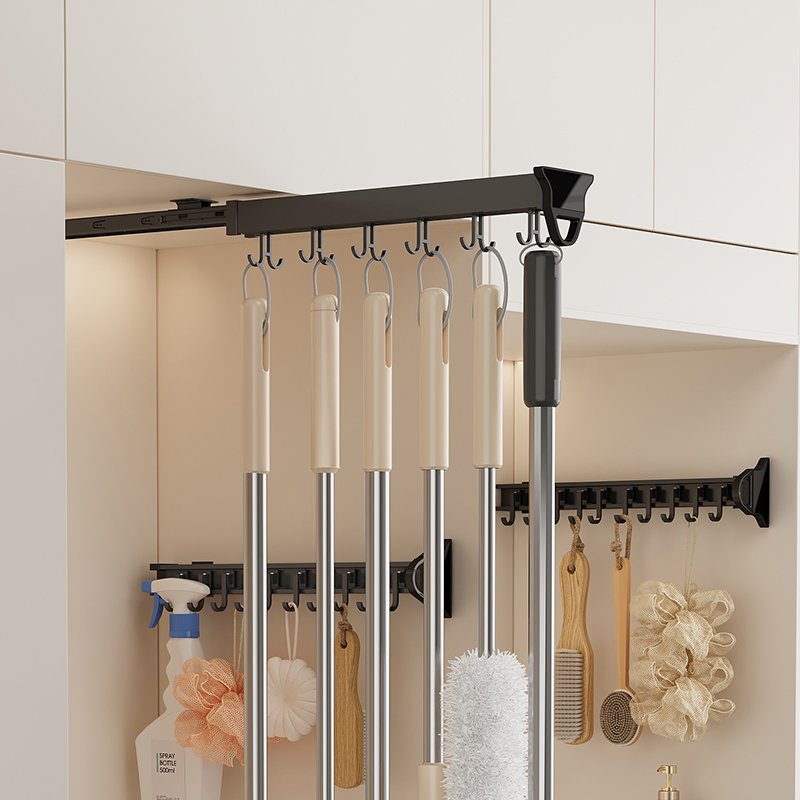抽拉式拖把滑轨挂钩！家政柜收纳