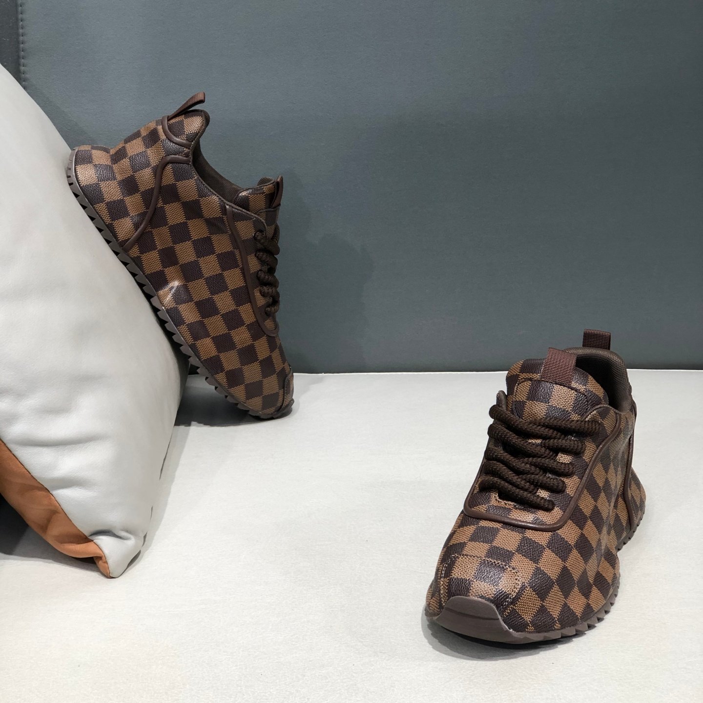 2026春季新款男士棋盘格厚底休闲鞋百搭时尚增高男鞋小众休闲男鞋,流行男鞋,单鞋,淘宝优惠券,粉丝福利购,淘宝优惠卷