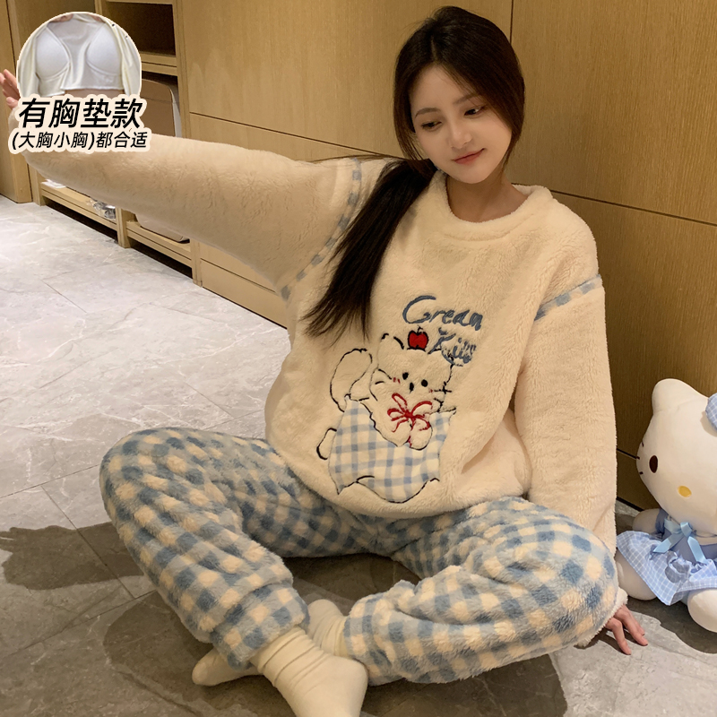 带胸垫冬季睡衣女款珊瑚绒可外穿