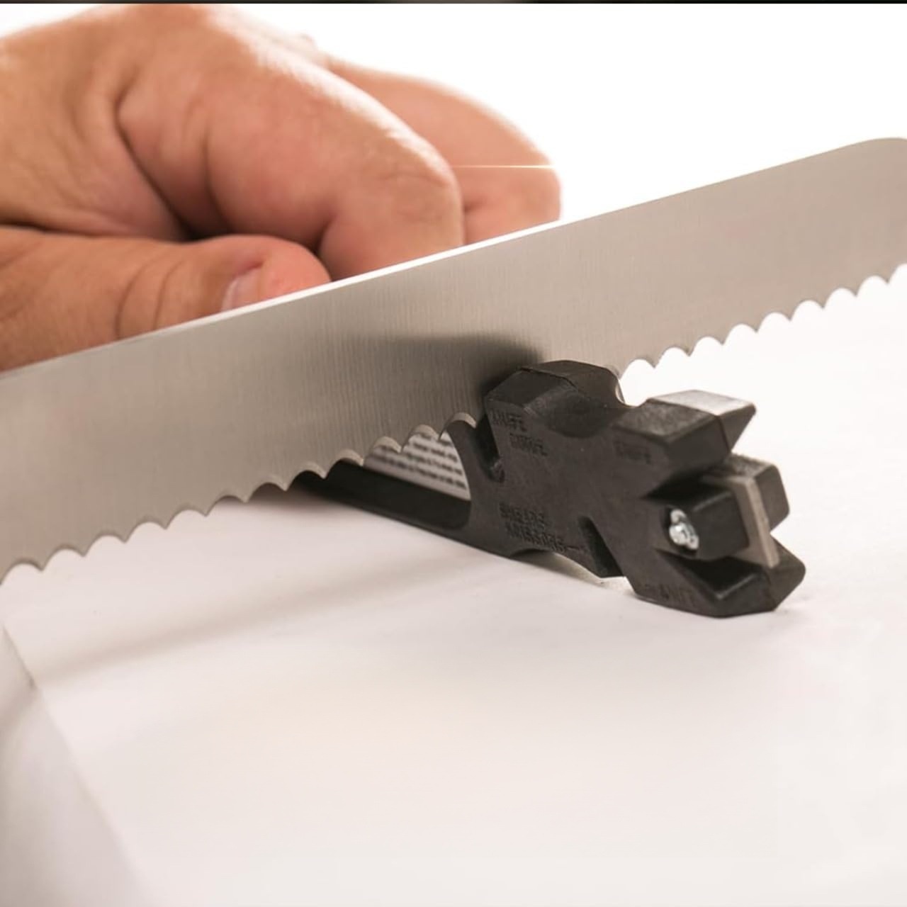 跨境创意 Knife Sharpener 4-in-1 厨房磨刀器工具 4合一创意