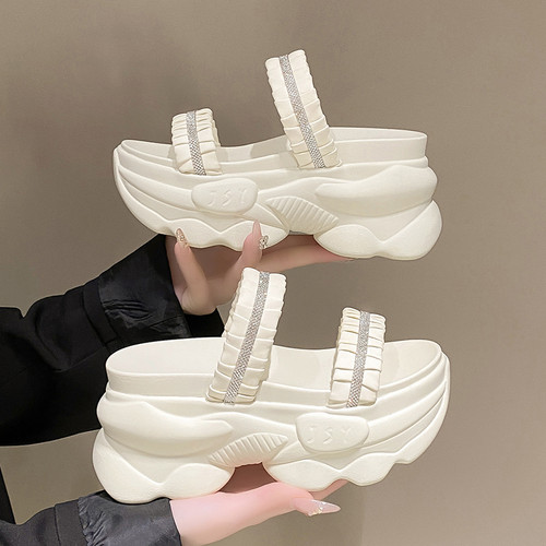 婚纱神器2025夏季新款松糕凉拖