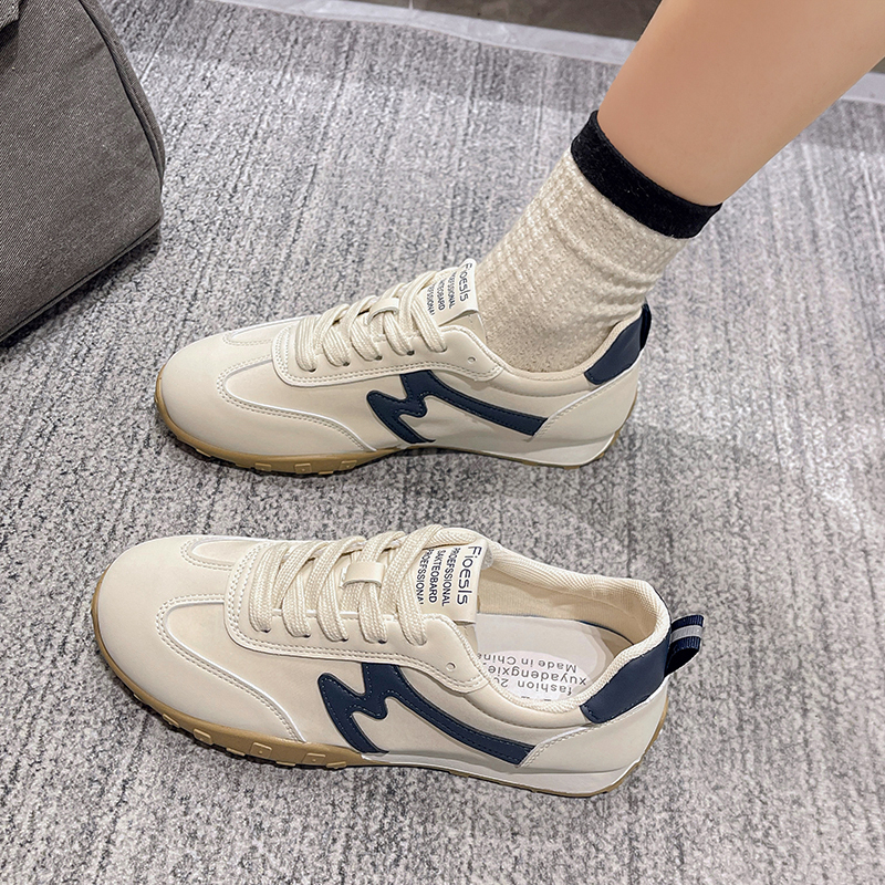 小白鞋平底圆头休闲鞋透气