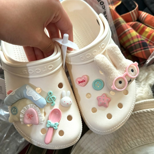 MKOP洞洞鞋配饰高级感鞋扣配件玩偶小兔爱心鞋花适配Cross/Crocs