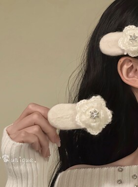 【冬日恋岛】白色温柔花朵发夹