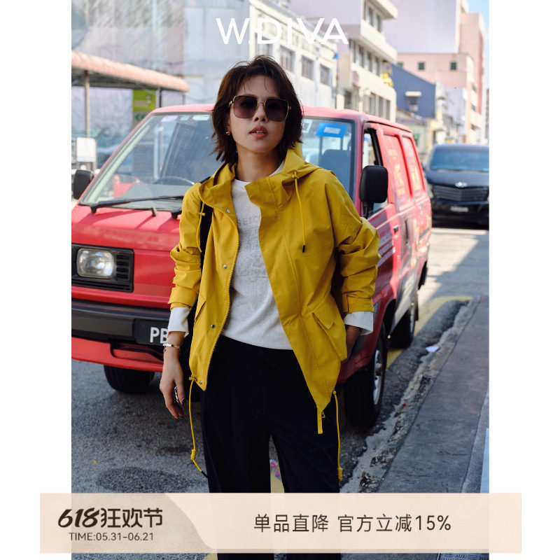 W.Diva纳福两侧大口袋抽绳风衣
