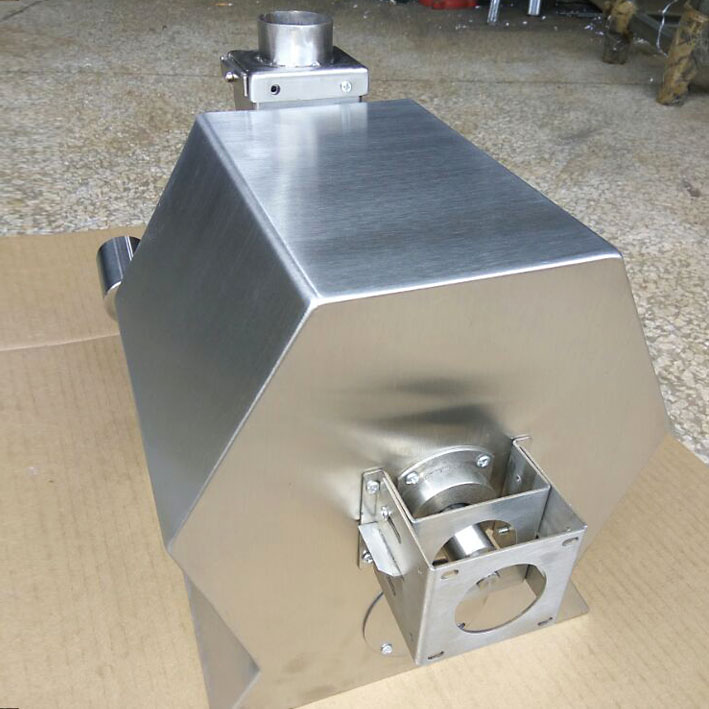 焊接设备新品钣金加工不锈钢G机箱弯折铁板割非标外壳切定制钣定