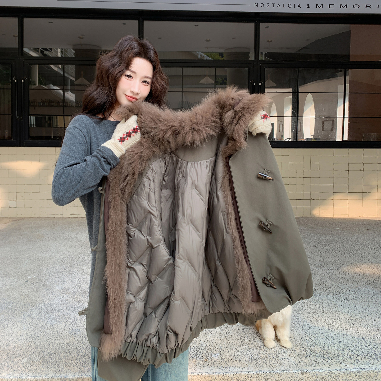 【有现货】【真狐狸毛】时尚加厚50绒派克羽绒服女8997-P355-K528,女装羽绒服,浙宝176（原073）