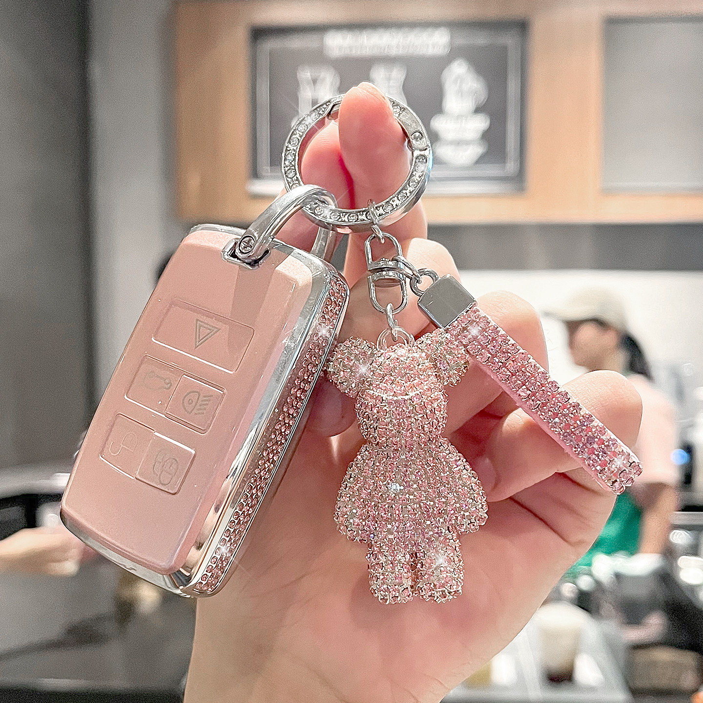 适用路虎钥匙套新款揽胜运动星脉极光发现4神行者卫士车壳扣女士