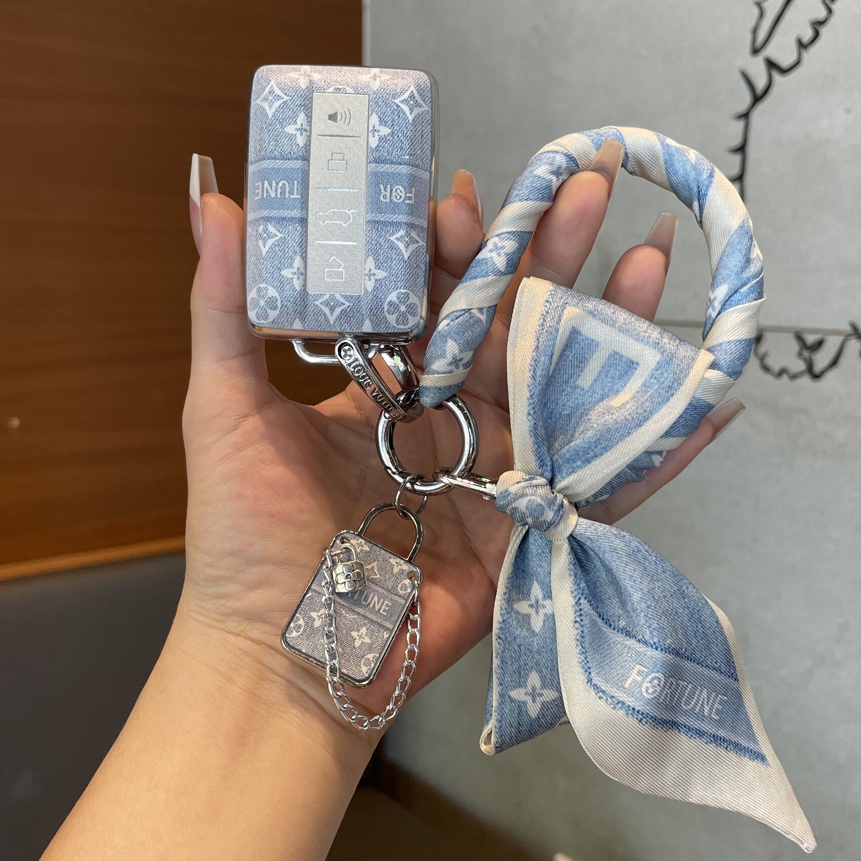 适用坦克300钥匙套700三百400赛博新款五百车包扣壳500hi4t男女士