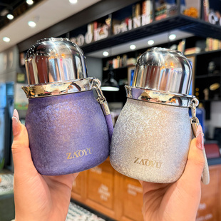 轻奢覆钛保温杯女士高颜值外出双饮水壶茶水分离吸管水杯时尚钛杯