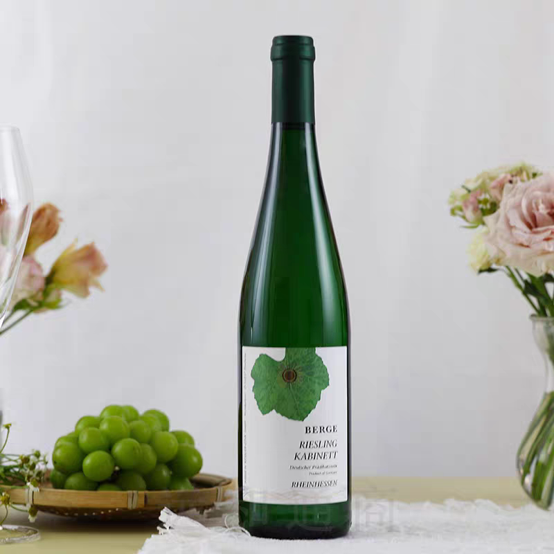 苹果柑橘水果香雷司令德国莱茵黑森雷司令珍藏白葡萄酒半甜型