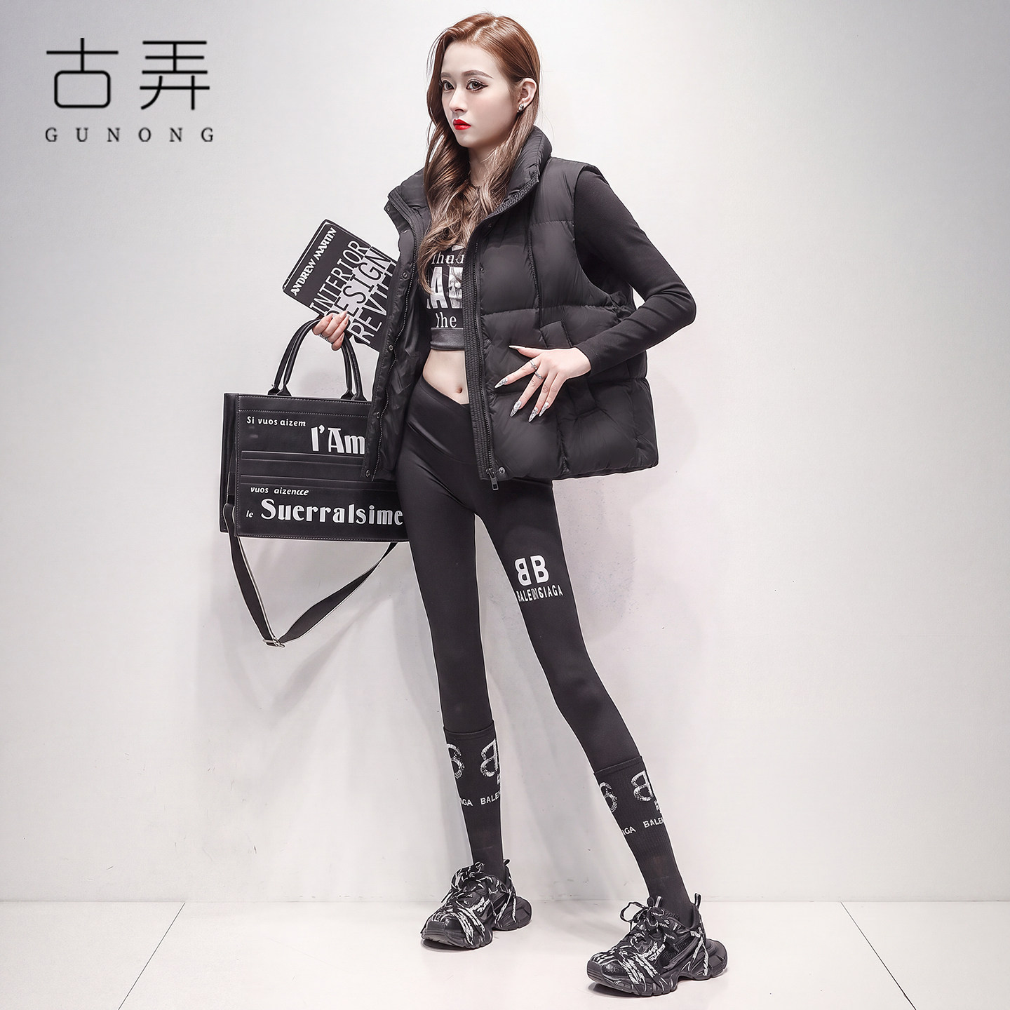 高级感轻薄鹅绒服马甲女秋冬短款小个子韩系宽松百搭羽绒坎肩外套