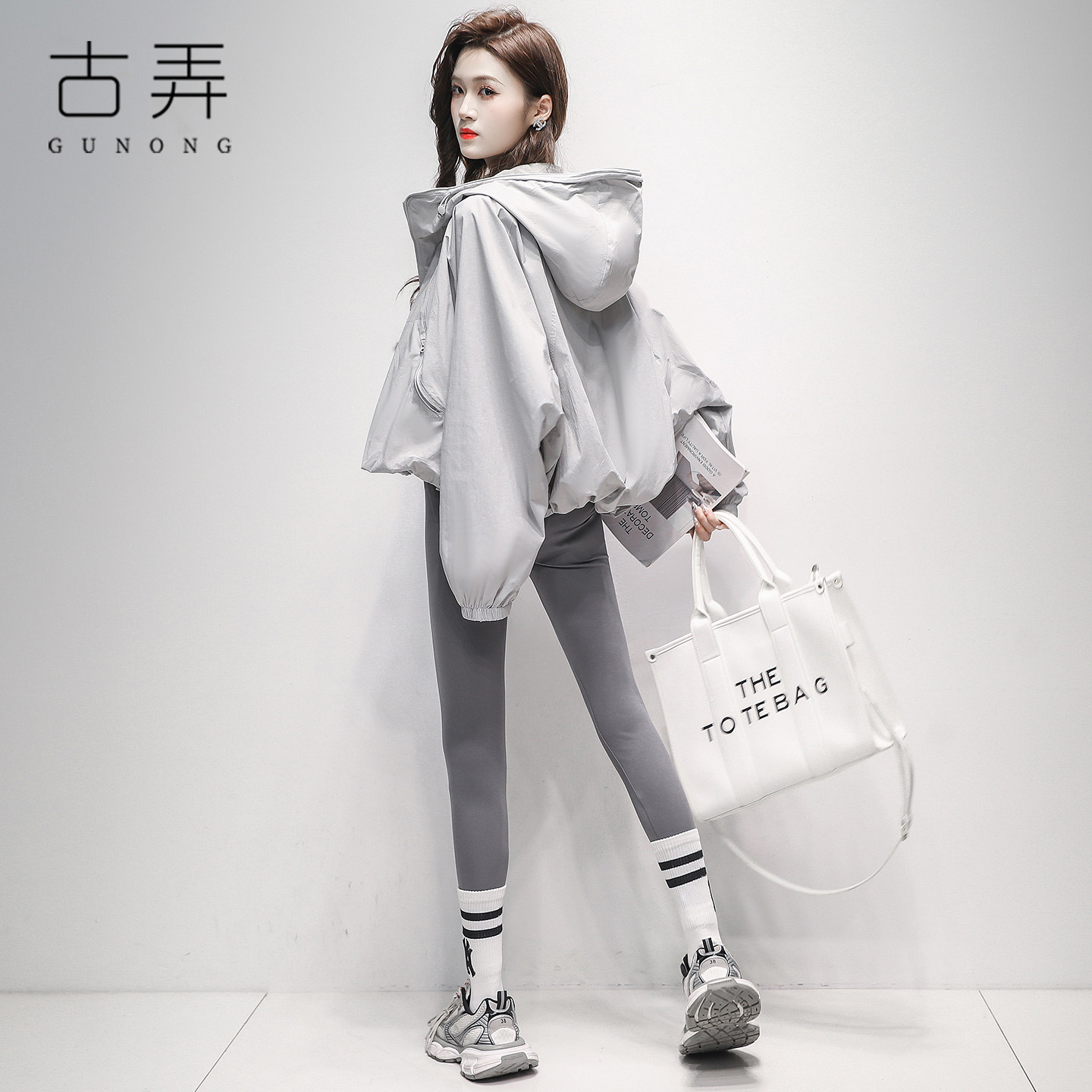 大牌高端女装外套女2026春季新款休闲连帽小个子韩式氛围感上衣潮