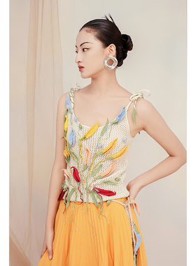 ANGEL CHEN陈安琪 SS24 繁花手钩毛织吊带背心