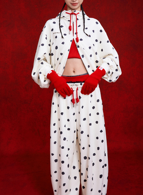 ANGEL CHEN设计师品牌陈安琪 SS26 米白波点兽角连帽短款卫衣套装