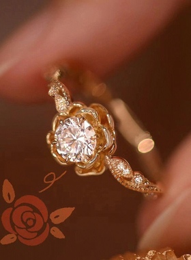 小红书同款戒指玫瑰花镶嵌莫桑钻莫桑石女戒指情侣订婚结婚气质