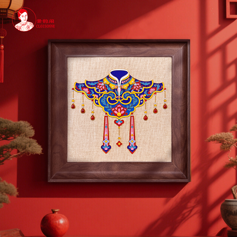 云肩凤冠订婚礼属于中国人的浪漫